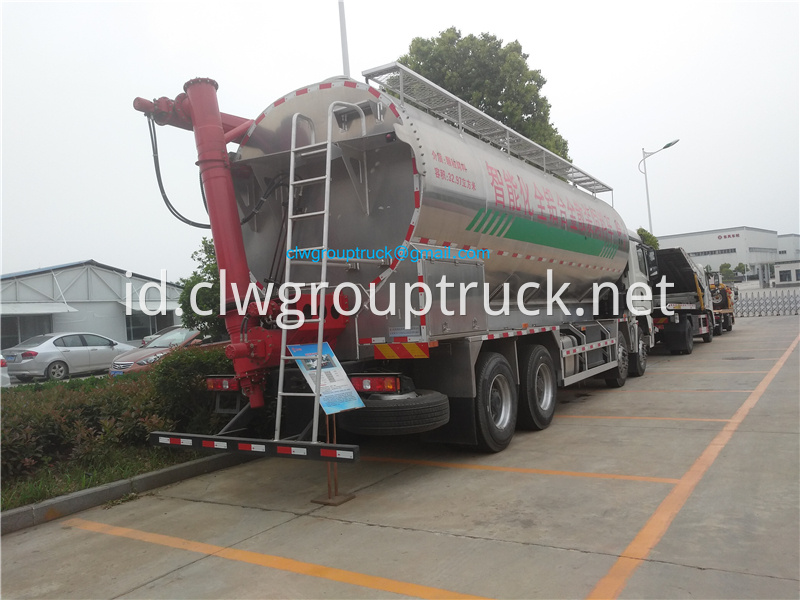 Feed Bulk Truck 5